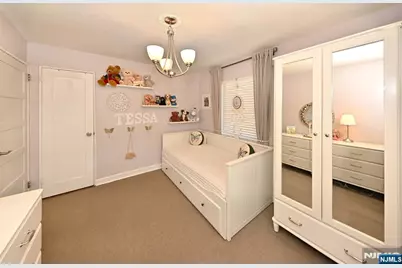 483 Colonial Terrace 9 #9, Hackensack, NJ 07601 - Photo 18