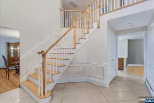 240 Ottowa Ln, Franklin Lakes, NJ 07417 - Photo 8