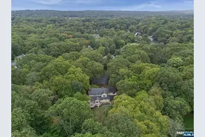 240 Ottowa Lane, Franklin Lakes, NJ 07417 - Photo 24