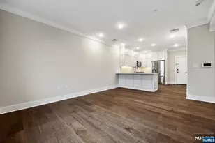 28 Bright Street 306, Jersey City, NJ 07302 - Photo 4