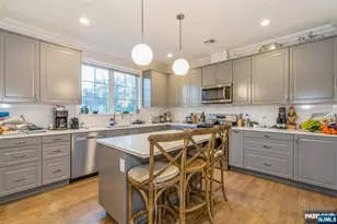 5 Benjamin Rd, Tenafly, NJ 07670 - Photo 12