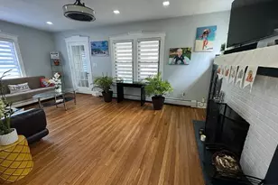 186 Selvage Ave, Teaneck Township, NJ 07666 - Photo 2