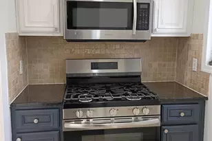 186 Selvage Ave, Teaneck Township, NJ 07666 - Photo 6