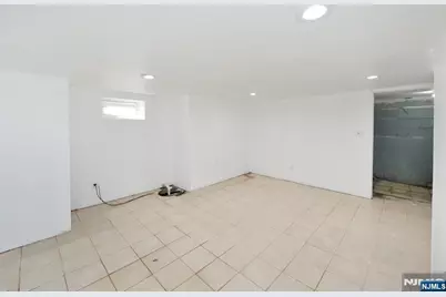 45-47 Hedden Terrace, Newark, NJ 07108 - Photo 30