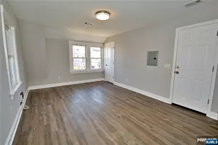 116 Maple Ave 3, Montclair, NJ 07042 - Photo 4