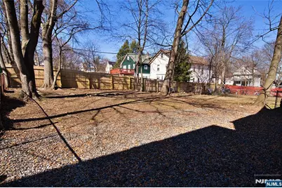 116 Maple Avenue 3 #3, Montclair, NJ 07042 - Photo 10