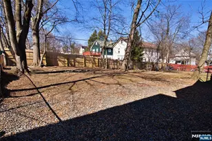 116 Maple Ave 3, Montclair, NJ 07042 - Photo 10