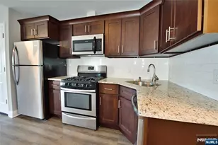 116 Maple Ave 3, Montclair, NJ 07042 - Photo 6