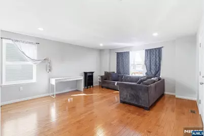 266 2nd Avenue, Newark, NJ 07107 - Photo 6
