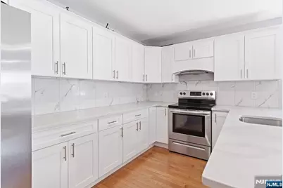 266 2nd Avenue, Newark, NJ 07107 - Photo 4