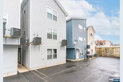 266 2nd Avenue, Newark, NJ 07107 - Photo 26