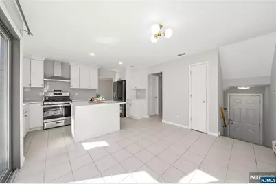 201 Beech Court, Norwood, NJ 07648 - Photo 10