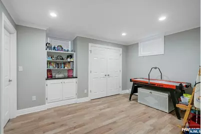 35 Malcolm Place, Mahwah, NJ 07430 - Photo 30