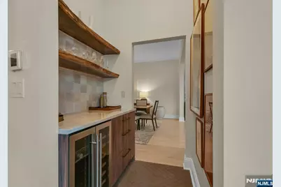 25 Moorings Lane, Edgewater, NJ 07020 - Photo 14