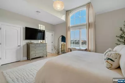25 Moorings Lane, Edgewater, NJ 07020 - Photo 28
