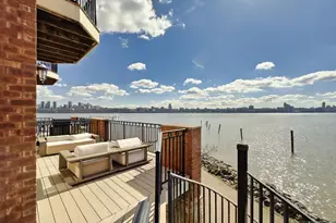 25 Moorings Ln, Edgewater, NJ 07020 - Photo 36