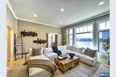 25 Moorings Lane, Edgewater, NJ 07020 - Photo 18