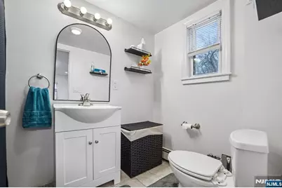 35 Hickory Street, Bloomfield, NJ 07003 - Photo 22