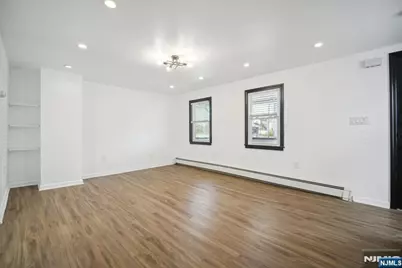 35 Hickory Street, Bloomfield, NJ 07003 - Photo 8