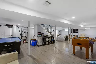 537 Spring Valley Road, Paramus, NJ 07652 - Photo 26