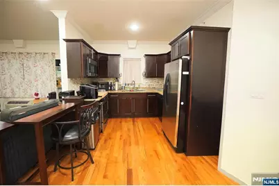 6708 Jackson Street 2 #2, Guttenberg, NJ 07093 - Photo 8