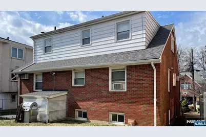 2446 3rd Street, Fort Lee, NJ 07024 - Photo 4