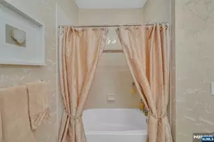 1107 Wickham Terrace 374, Clifton, NJ 07013 - Photo 24