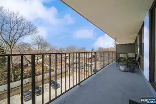 277 Prospect Ave 4A, Hackensack, NJ 07601 - Photo 10