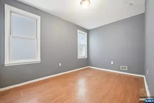 375 6th Ave 1, Newark, NJ 07107 - Photo 14