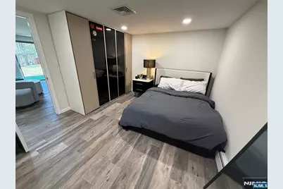 60 Eileen Drive, Mahwah, NJ 07430 - Photo 14