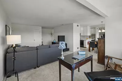 218 Indian Hollow Court, Mahwah, NJ 07430 - Photo 14