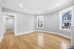 16 Munn Street 1, Montclair, NJ 07042 - Photo 4