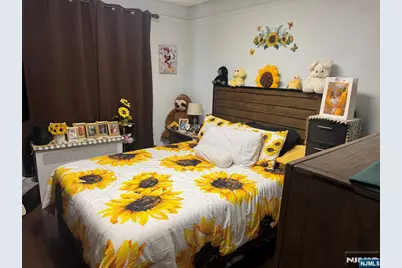 16 Roosevelt Avenue, Dumont, NJ 07628 - Photo 6