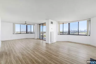 1705 Harmon Cove Tower, Secaucus, NJ 07094 - Photo 14