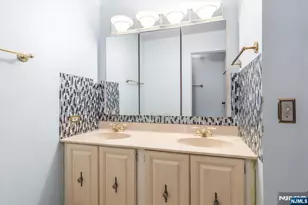 1705 Harmon Cove Tower, Secaucus, NJ 07094 - Photo 24