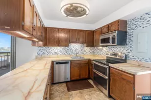 1705 Harmon Cove Tower, Secaucus, NJ 07094 - Photo 10