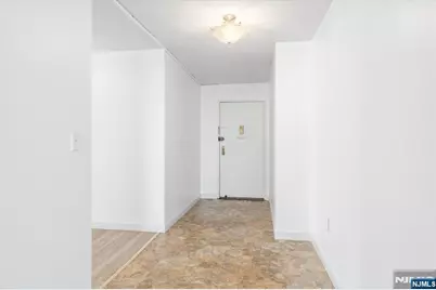 1705 Harmon Cove Tower, Secaucus, NJ 07094 - Photo 6