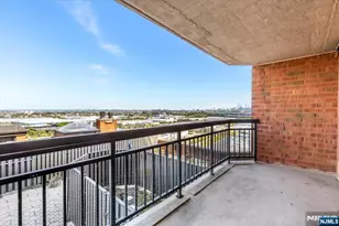 1705 Harmon Cove Tower, Secaucus, NJ 07094 - Photo 6