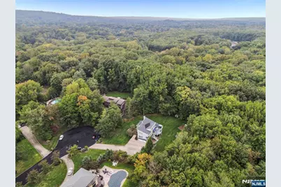 305 Westwind Court, Norwood, NJ 07648 - Photo 38