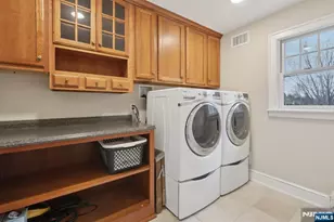 577 Ridgewood Rd, Washington Township, NJ 07676 - Photo 32