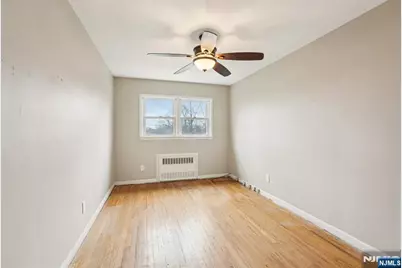 397 Oak Street, Ridgefield, NJ 07657 - Photo 8