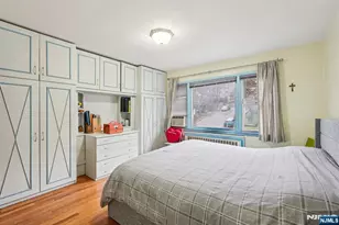 397 Oak St, Ridgefield, NJ 07657 - Photo 16