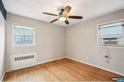 397 Oak Street, Ridgefield, NJ 07657 - Photo 10