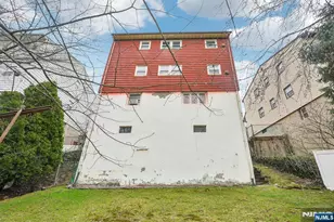 397 Oak St, Ridgefield, NJ 07657 - Photo 32