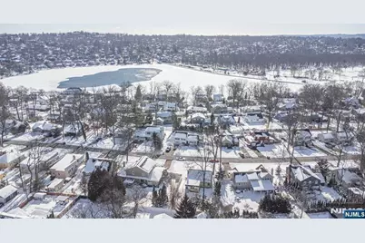 35 Beechwood Drive, Wayne, NJ 07470 - Photo 42