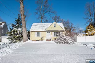 35 Beechwood Dr, Wayne, NJ 07470 - Photo 32