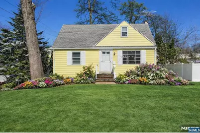 35 Beechwood Drive, Wayne, NJ 07470 - Photo 1