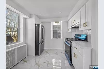 600 Studio Road, Ridgefield, NJ 07657 - Photo 12