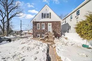 600 Studio Rd, Ridgefield, NJ 07657 - Photo 1