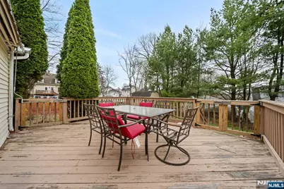 26 Wostbrock Lane, Midland Park, NJ 07432 - Photo 20